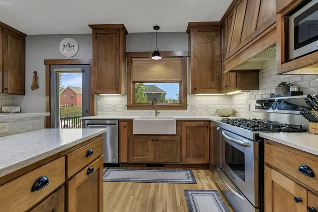 $619,900 | 908 21st Avenue North, Sartell, MN 56377