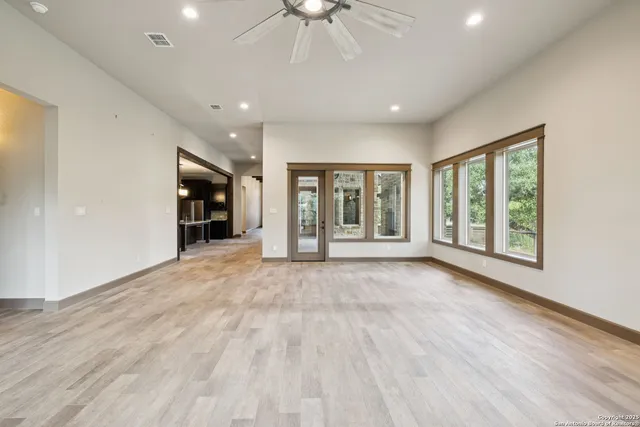 $549,900 | 114 C Chisholm, Blanco, TX 78606