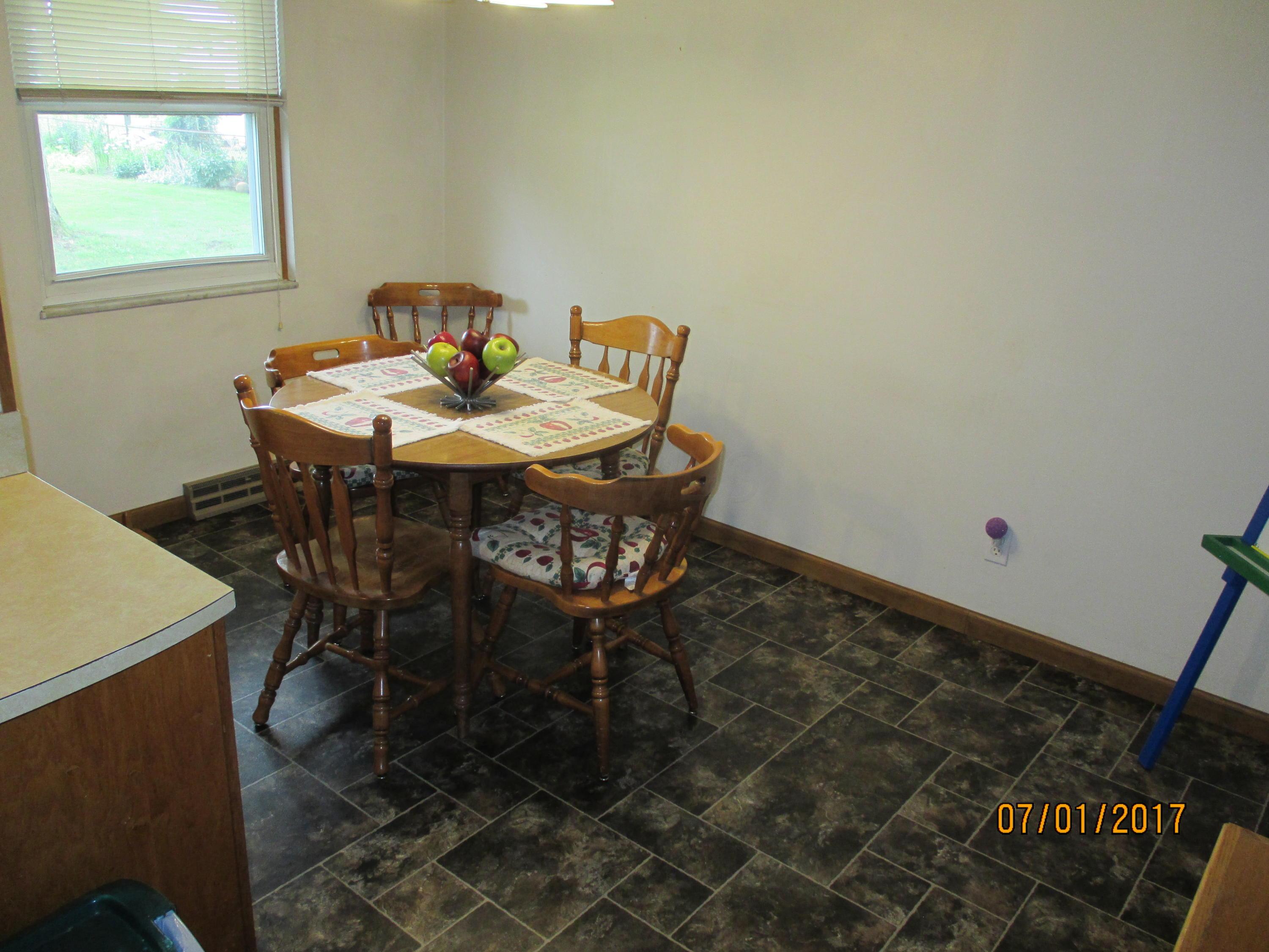 2497 Lindsay Road Obetz, OH 43207 - Photo 5 of 17