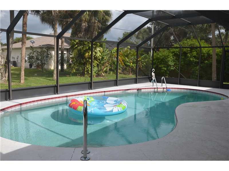 155 Midvale Terrace Sebastian, FL 32958 - Photo 15 of 16 a view of a backyard