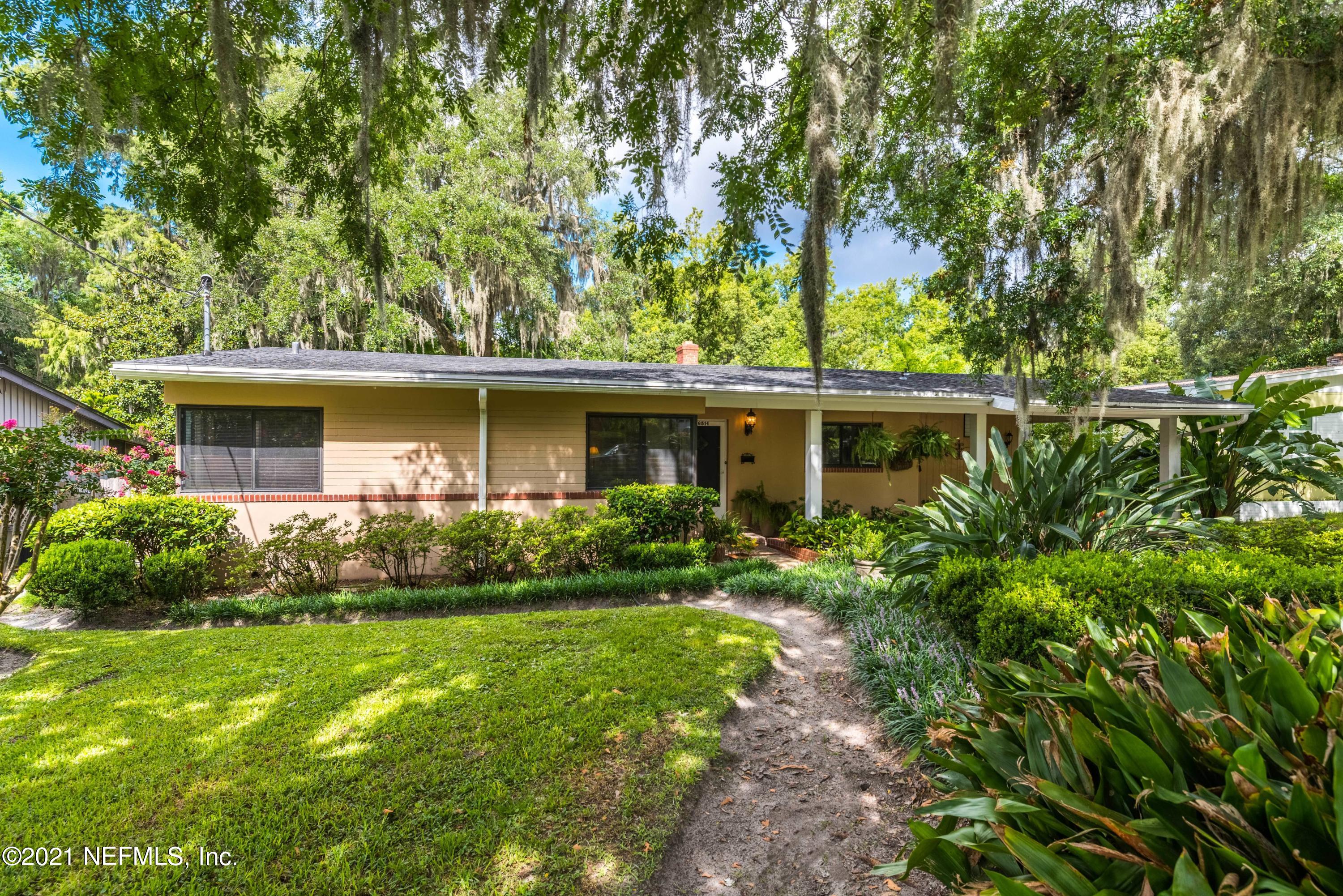 6514 Colgate Road Jacksonville, FL 32217 - Photo 3 of 31 a front view of a house with garden