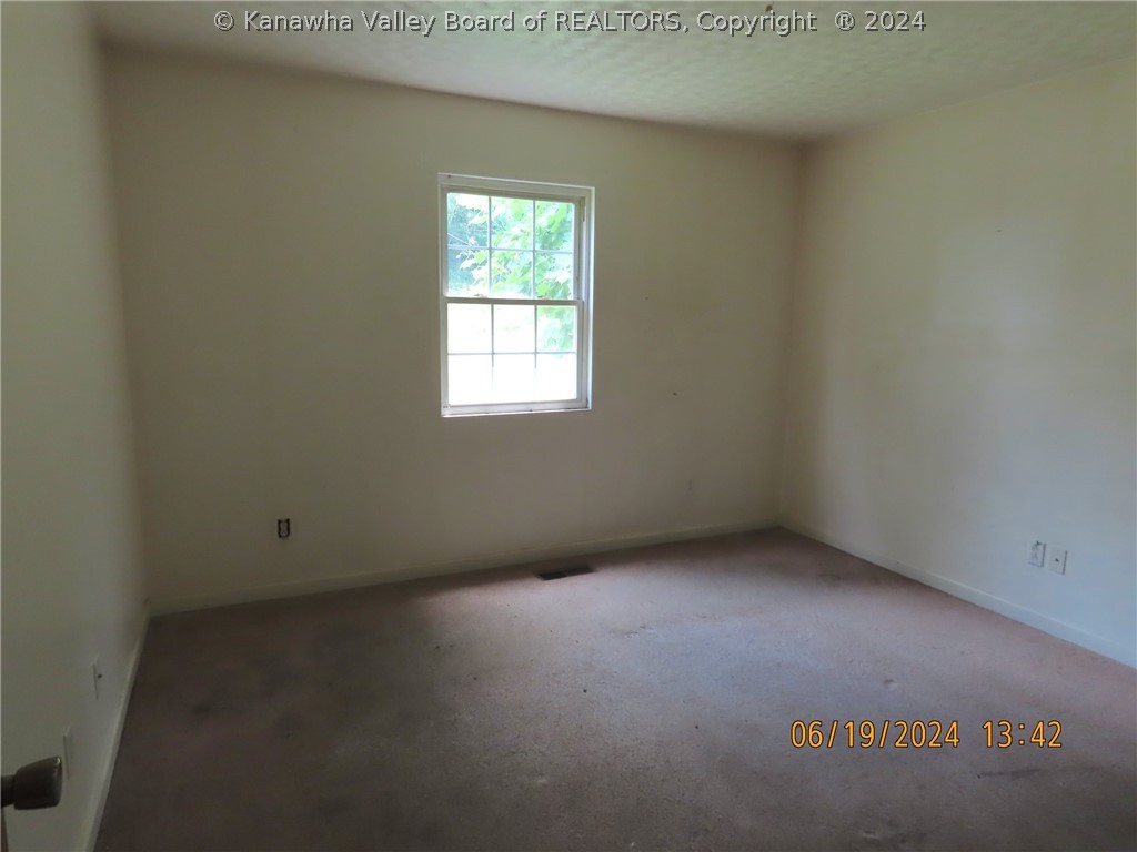 97 Hammer Ml Road Nitro, WV 25143 - Photo 16 of 24 Gallery Image 16