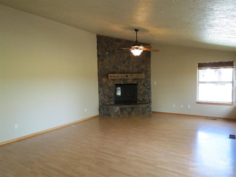 1232 Southwest Rimrock Way Redmond, OR 97756 - Photo 6 of 24 Additional Photo