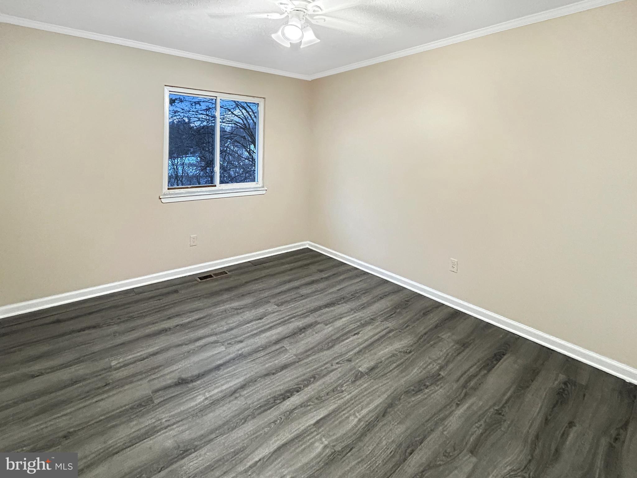 19634 Club Lake Road Montgomery Village, MD 20886 - Photo 11 of 22