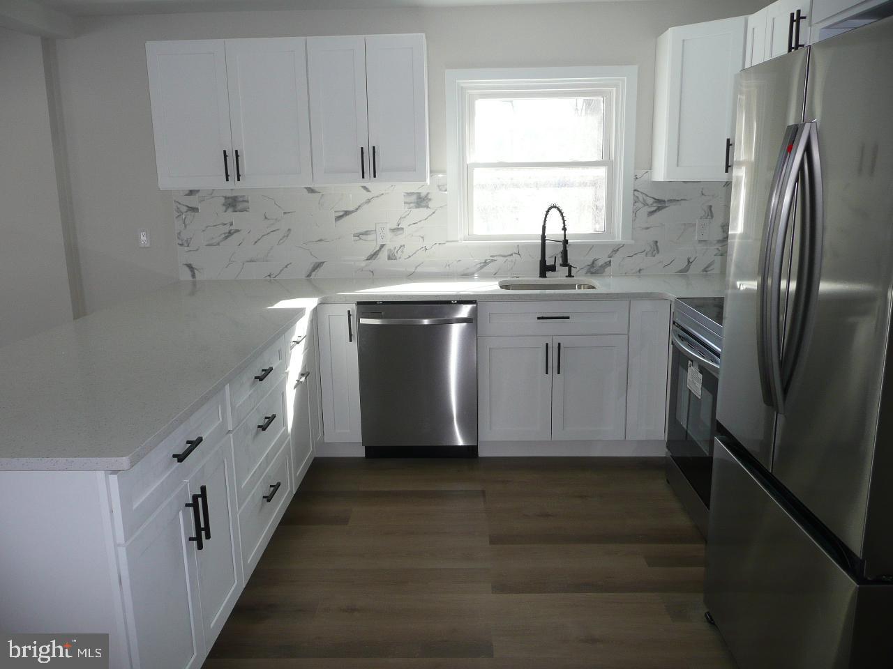 1054 Horsham Road Montgomeryville, PA 18936 - Photo 3 of 8