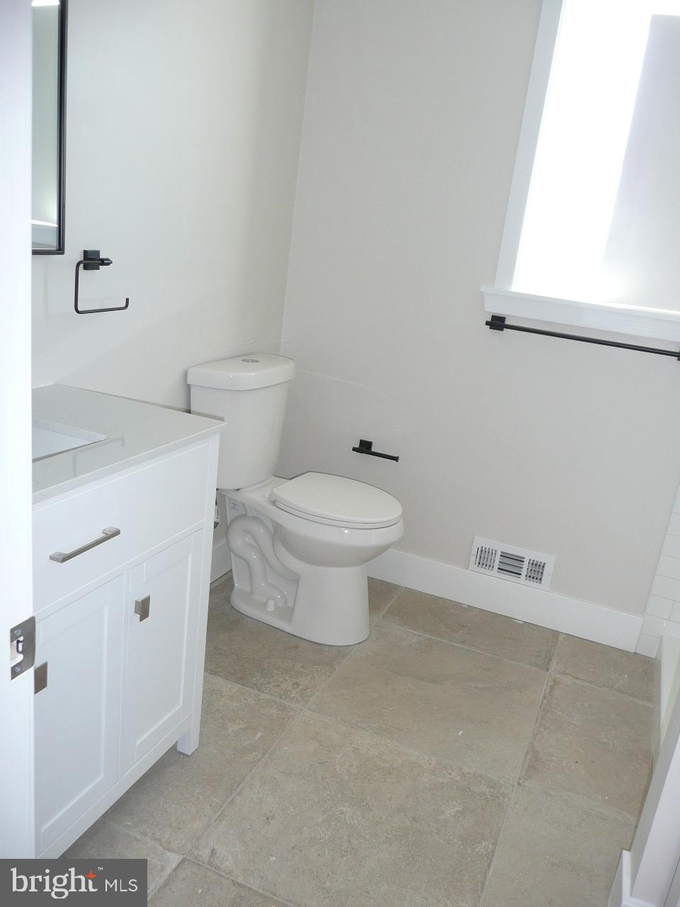 1054 Horsham Road Montgomeryville, PA 18936 - Photo 6 of 8