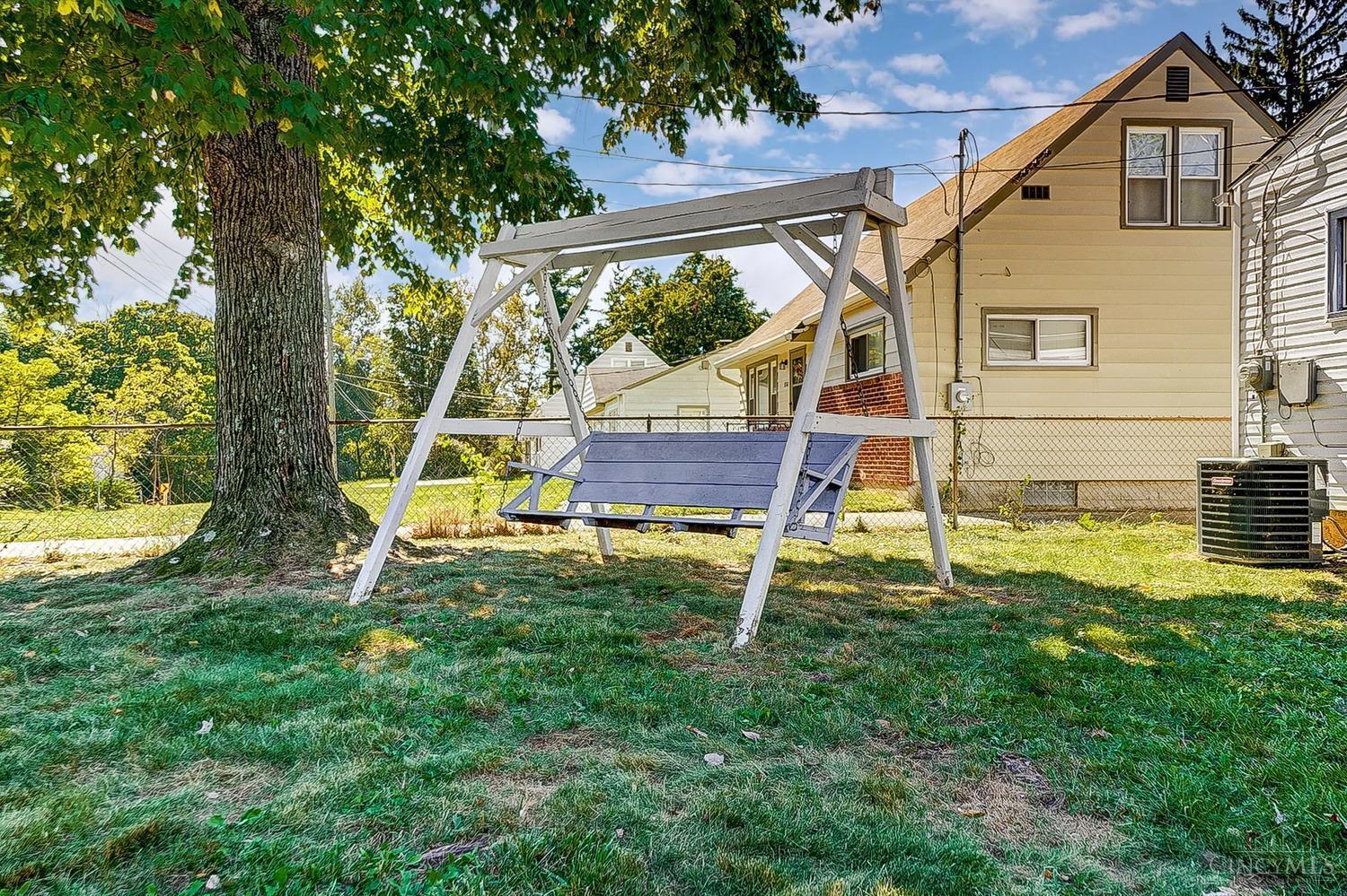 8349 Pippin Road Cincinnati, OH 45239 - Photo 37 of 38 Gallery Image 37