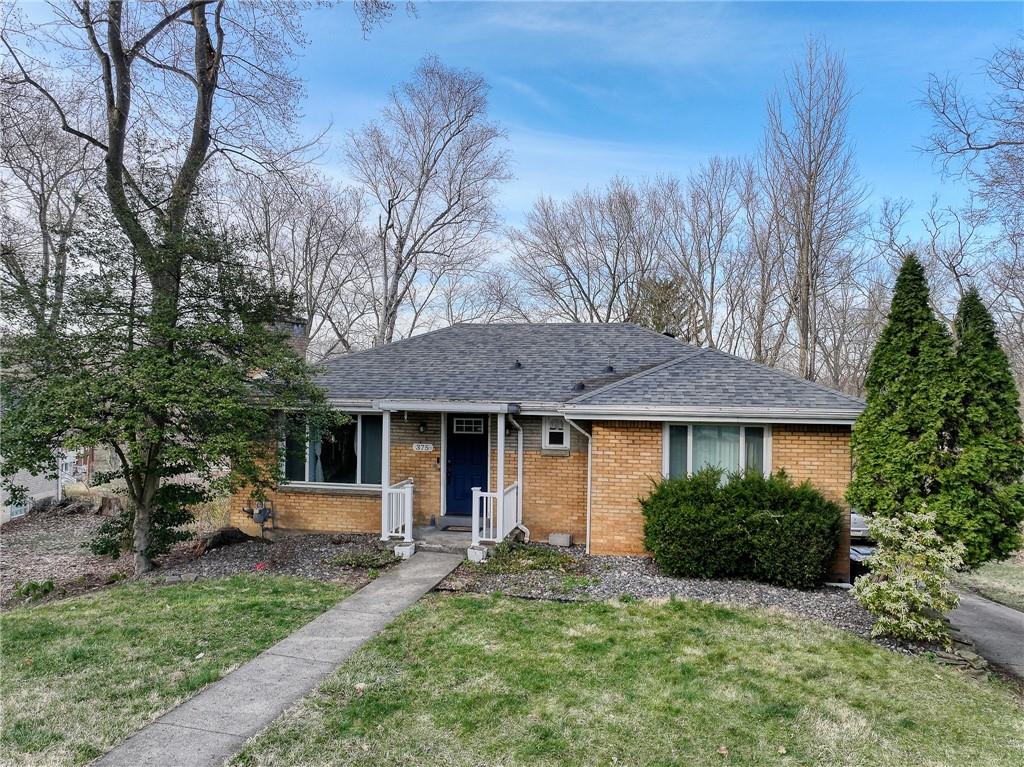 375 McMurray Road Pittsburgh, PA 15241 - Photo 3 of 30 Gallery Image 3