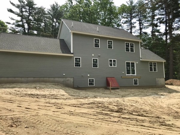 129 Cold Spring Road Westford, MA 01886 - Photo 2 of 3 Gallery Image 2