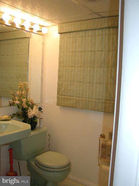 12822 Glynis Road Clinton, MD 20735 - Photo 11 of 12 Bath