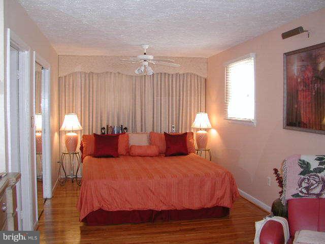 12822 Glynis Road Clinton, MD 20735 - Photo 7 of 12 Bedroom (Master)