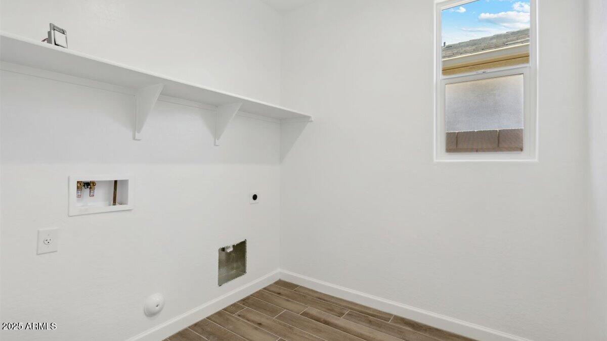 17895 North Ravello Road Maricopa, AZ 85138 - Photo 22 of 23 Saguaro laundry room