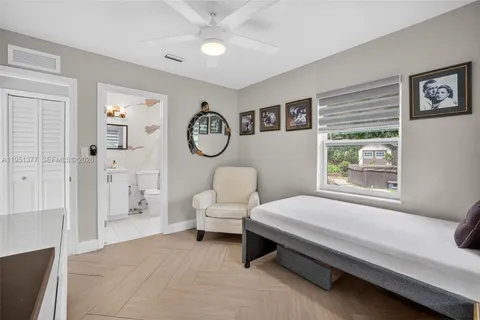 $445,000 | 101 Northeast 47th Court, Oakland Park, FL 33334