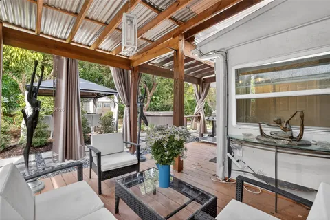 $445,000 | 101 Northeast 47th Court, Oakland Park, FL 33334