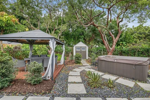 $445,000 | 101 Northeast 47th Court, Oakland Park, FL 33334