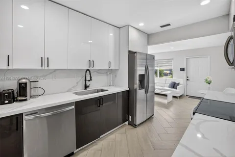 $445,000 | 101 Northeast 47th Court, Oakland Park, FL 33334