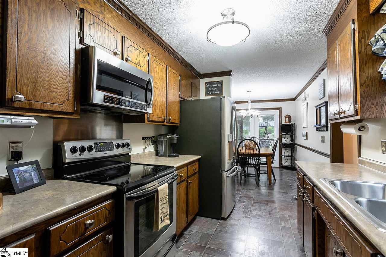 1705 Old Mill Road Easley, SC 29642 - Photo 6 of 22
