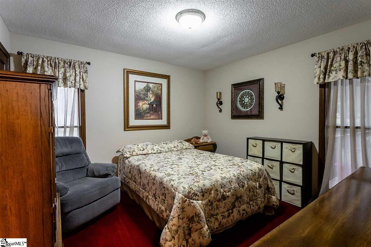 1705 Old Mill Road Easley, SC 29642 - Photo 10 of 22