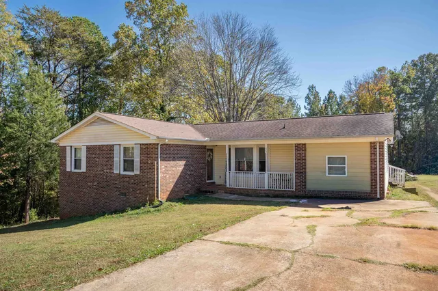 $264,900 | 153 Spring Lake Road, Gaffney, SC 29340