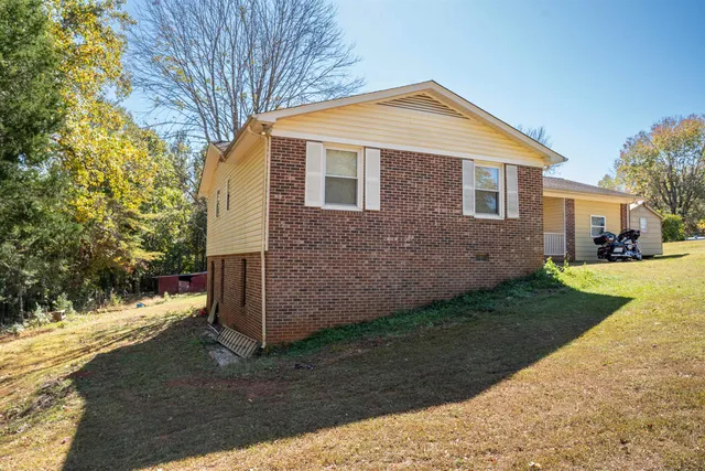 $264,900 | 153 Spring Lake Road, Gaffney, SC 29340