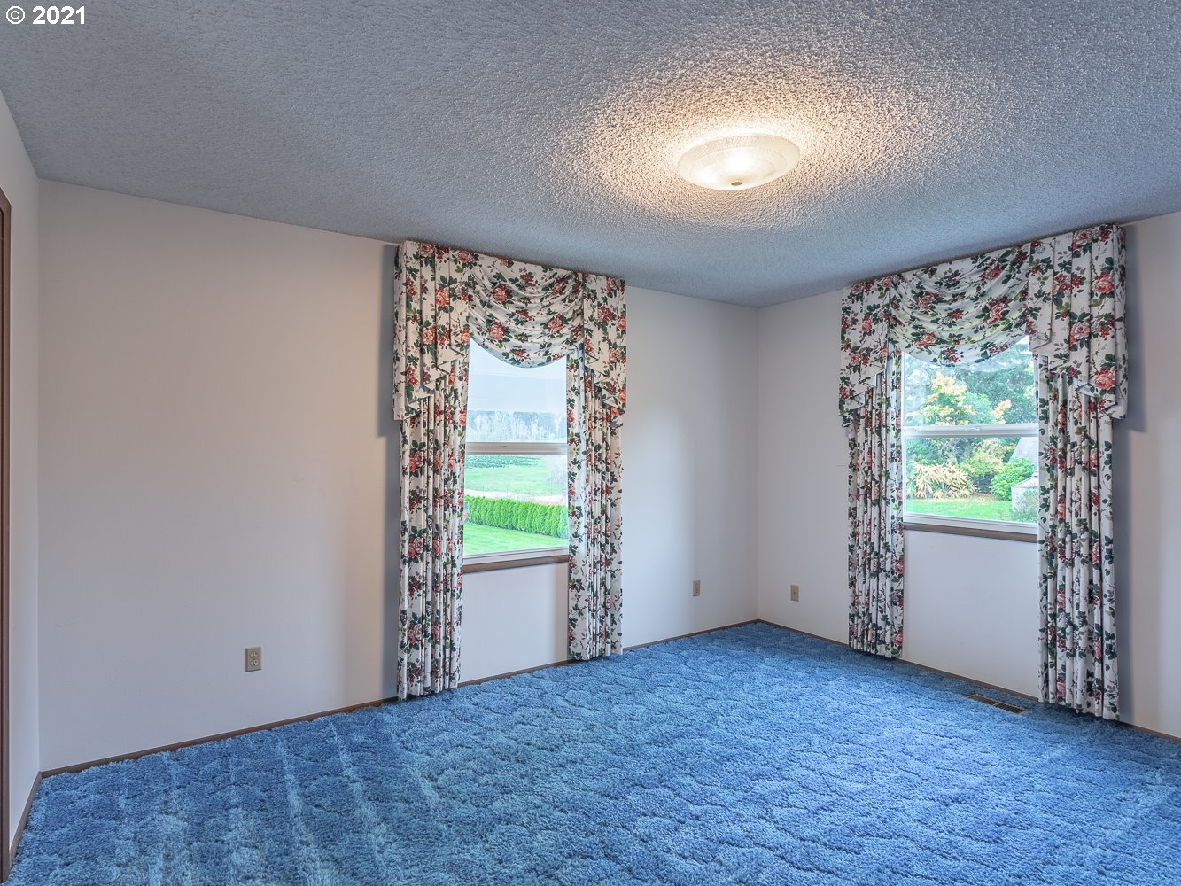 22835 Southeast Tillstrom Road Damascus, OR 97089 - Photo 16 of 32