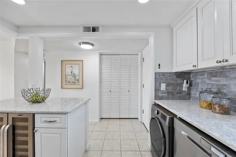 $299,000 | 4775 Cove Circle, Unit 203, St. Petersburg, FL 33708