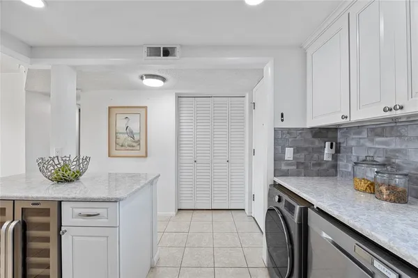 $299,000 | 4775 Cove Circle, Unit 203, St. Petersburg, FL 33708