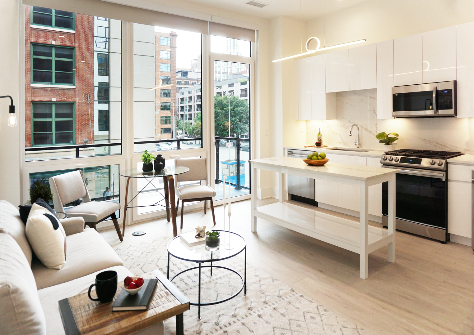 812 West Adams Street, Unit 512 Chicago, IL 60607 - Photo 8 of 16 a living room with furniture a flat screen tv and windows