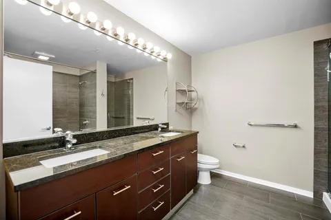 $499,500 | 659 West Randolph Street, Unit 1716, Chicago, IL 60661
