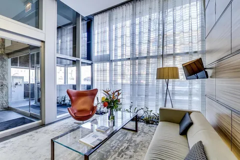 $499,500 | 659 West Randolph Street, Unit 1716, Chicago, IL 60661