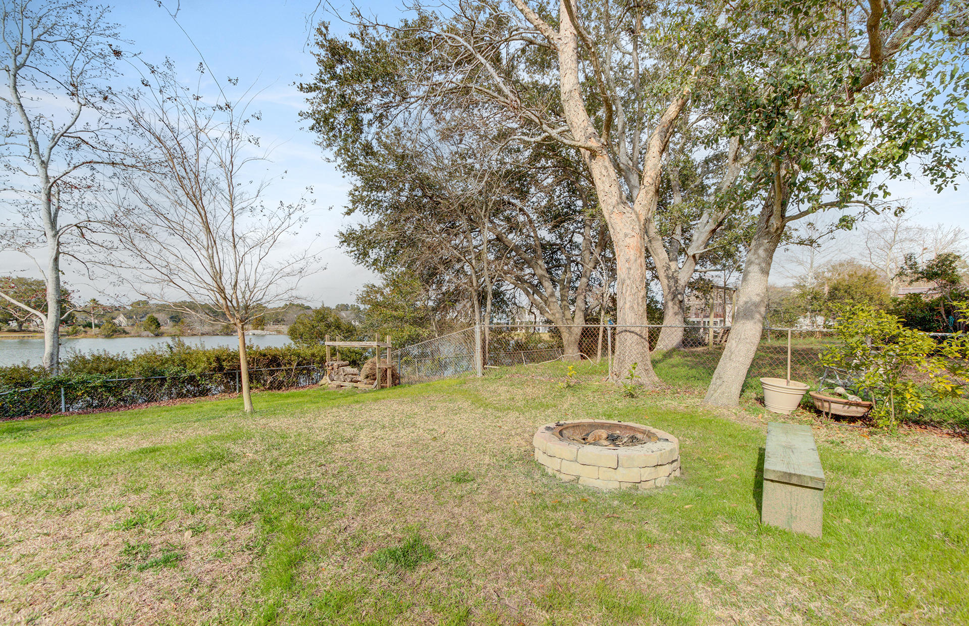 1290 Fort Lamar Road Charleston, SC 29412 - Photo 22 of 37 Eric Draper 1290 Fort Lamar-MJ (27)