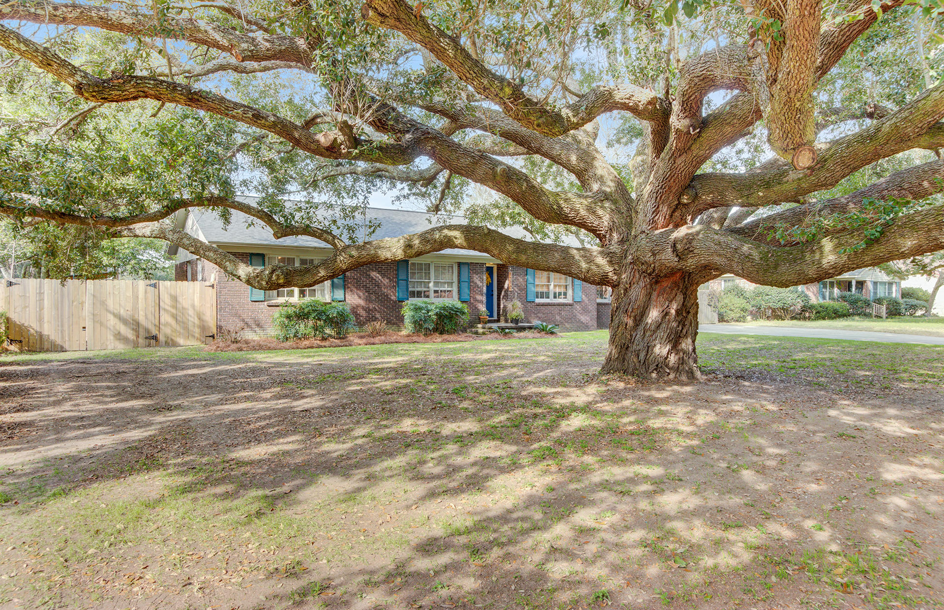 1290 Fort Lamar Road Charleston, SC 29412 - Photo 25 of 37 Eric Draper 1290 Fort Lamar-MJ (2)