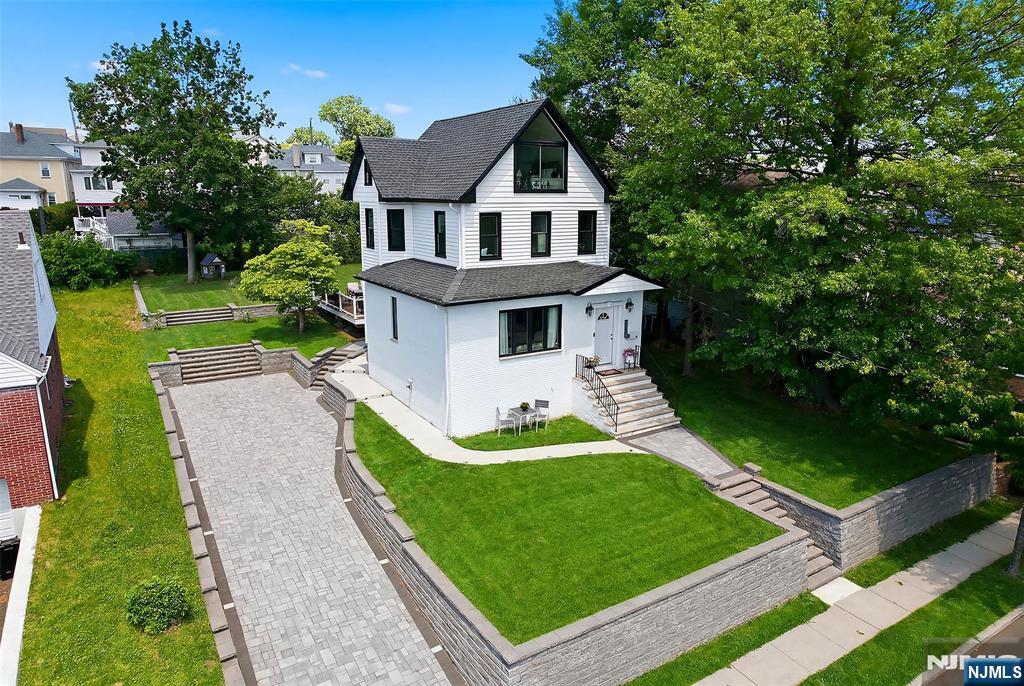 171 Madison Street Wood-Ridge, NJ 07075 - Photo 1 of 36