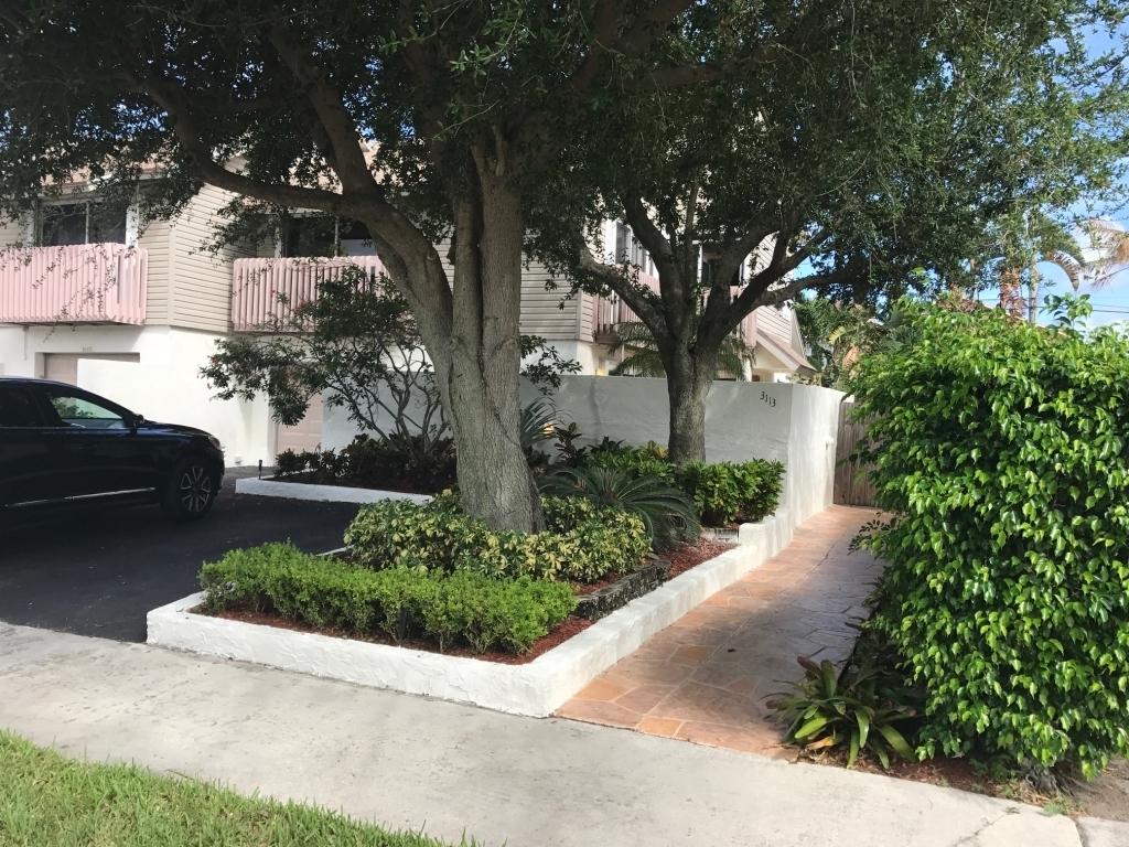 3113 Florida Boulevard Delray Beach, FL 33483 - Photo 2 of 19 02-Front 2