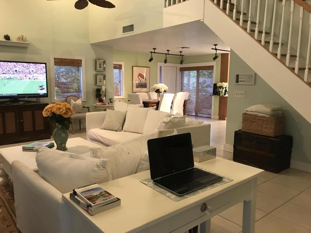3113 Florida Boulevard Delray Beach, FL 33483 - Photo 5 of 19 05-Main Room 1