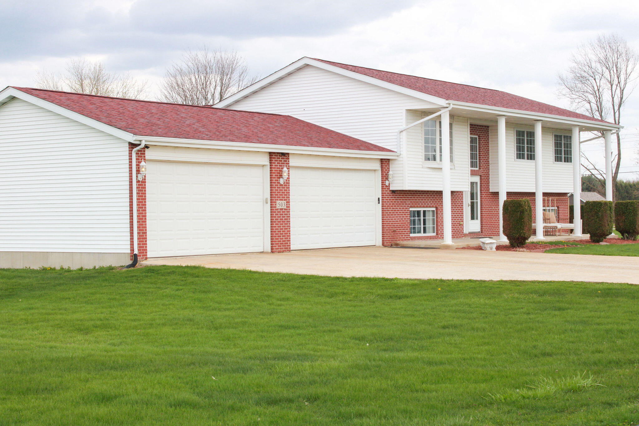 503 West 602 South Hebron, IN 46341 - Photo 2 of 38 2048x1365
