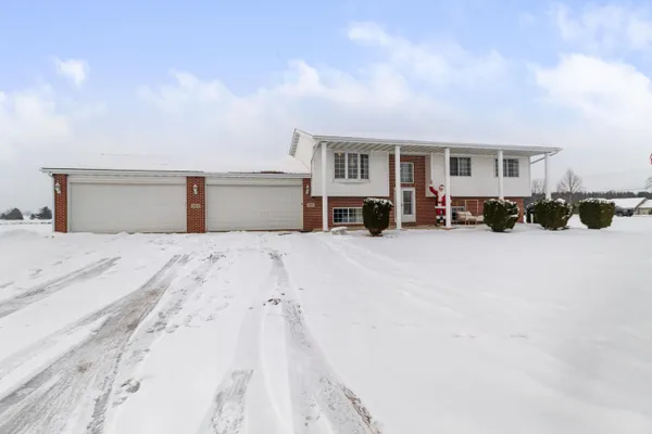 $529,900 | 503 West 602 South, Hebron, IN 46341