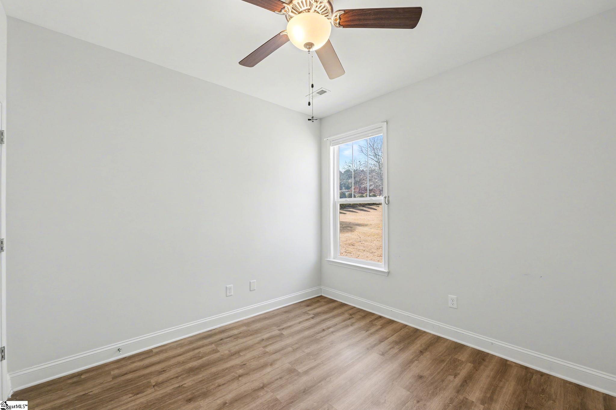 112 Cherrybark Lane Taylors, SC 29687 - Photo 10 of 44