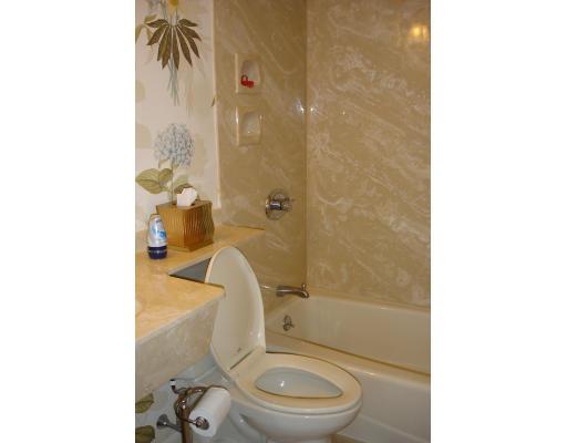 7 Stuart Road Peabody, MA 01960 - Photo 7 of 13 Gallery Image 7