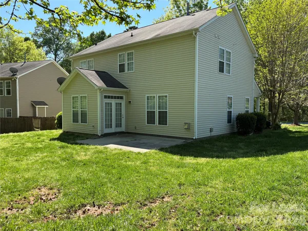 $2,300 | 1701 Wilburn Park Lane Northwest, Charlotte, NC 28269