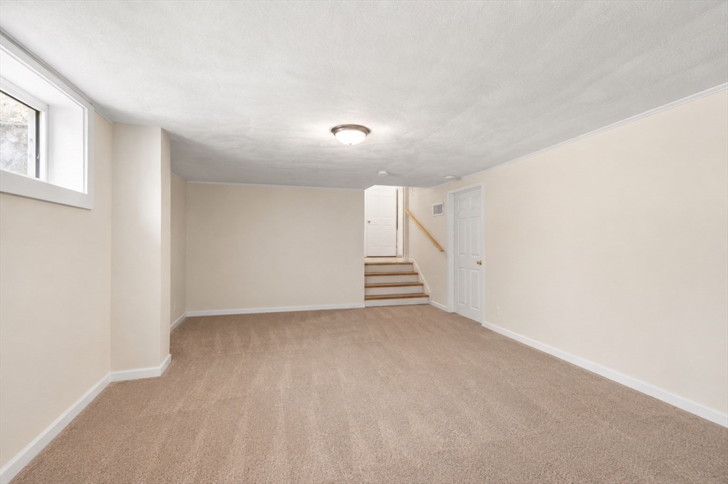 153 Pratts Mill Road Sudbury, MA 01776 - Photo 33 of 38