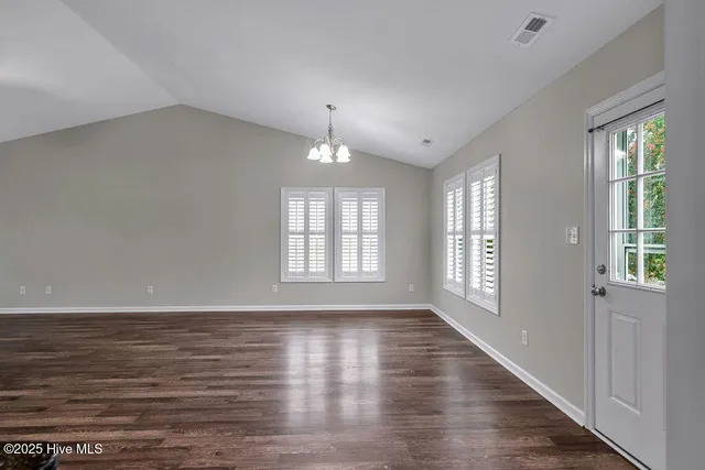 $1,800 | 202 Cottage Brook Court, Richlands, NC 28574