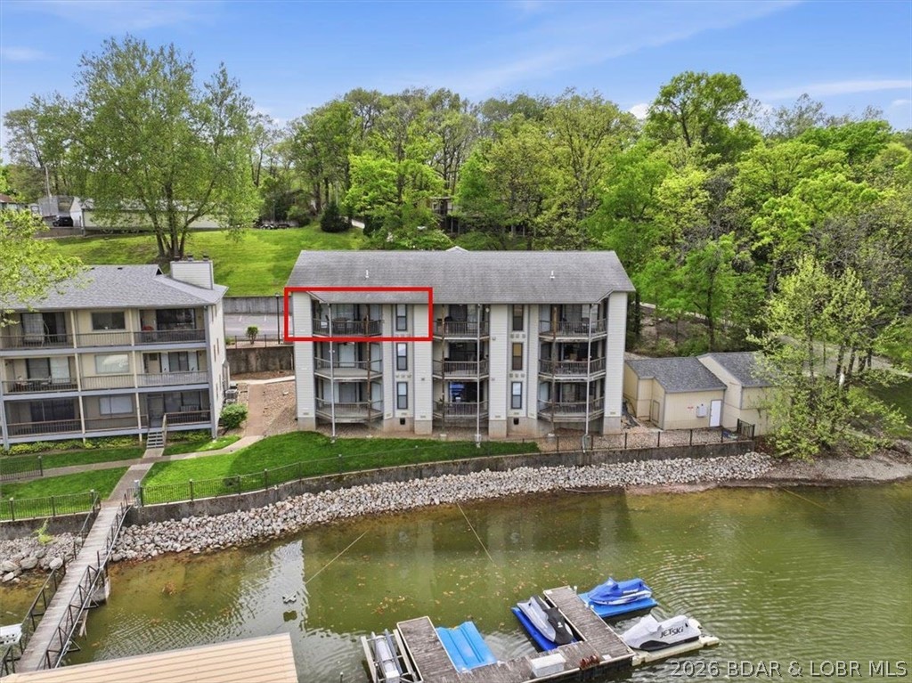 158 Willow Ridge Point, Unit 3C Lake Ozark, MO 65049 - Photo 22 of 25 Upper, end unit