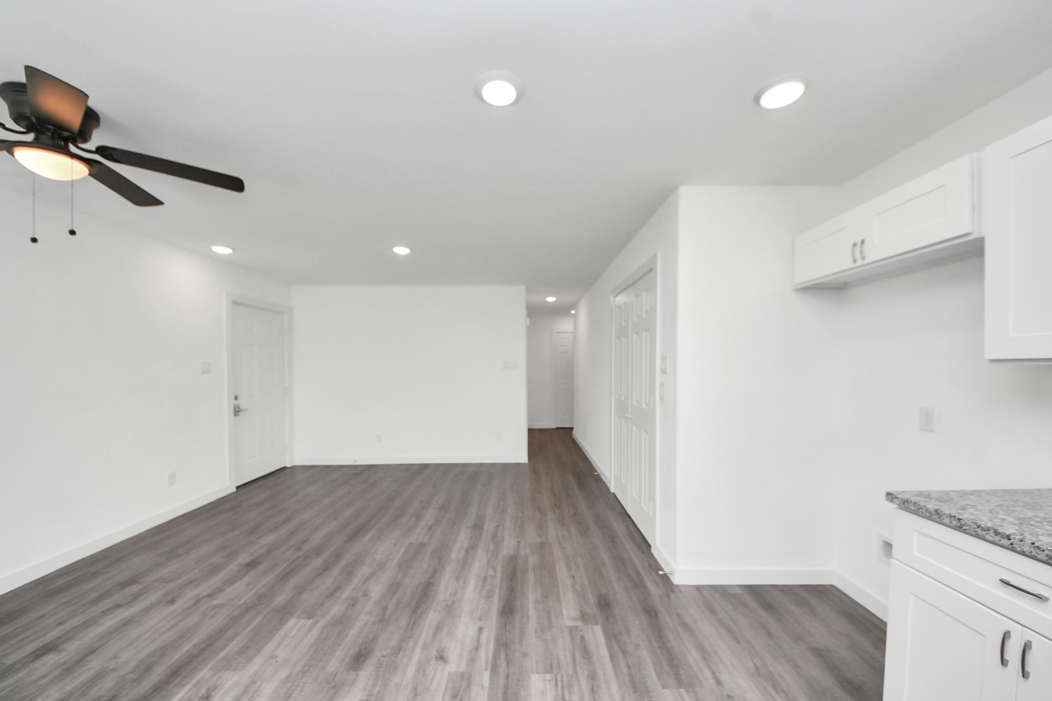 8125 Laura Koppe Road, Unit B Houston, TX 77028 - Photo 9 of 29