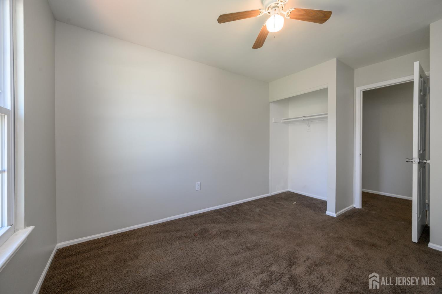 133 Hickory Road Somerset, NJ 08873 - Photo 15 of 45