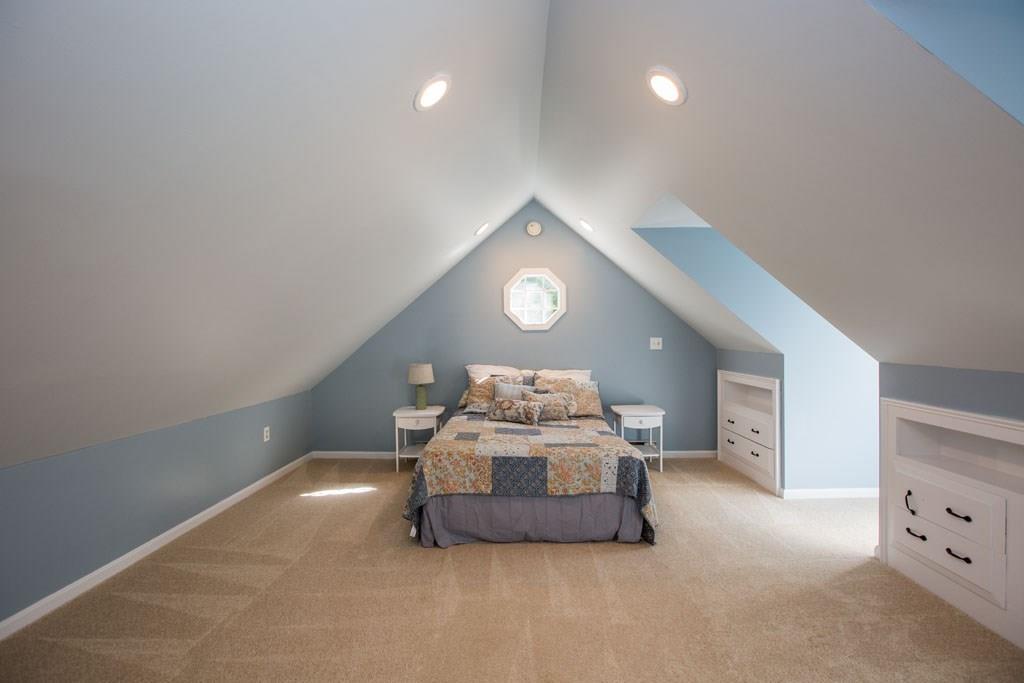 32 Merritt Mountain Road Phippsburg, ME 04562 - Photo 22 of 35 Third upstairs bedroom, bonus room...