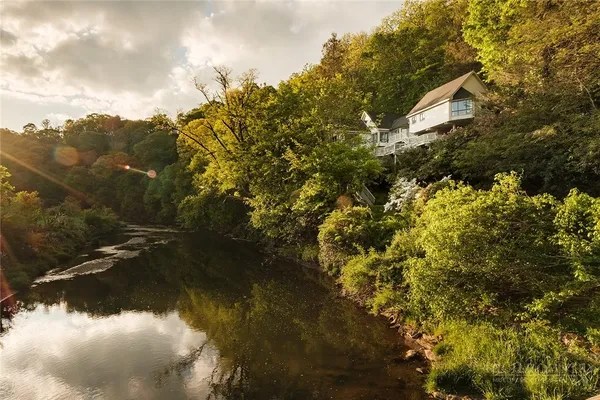 $750,000 | 193 Riverview Road, Boone, NC 28607