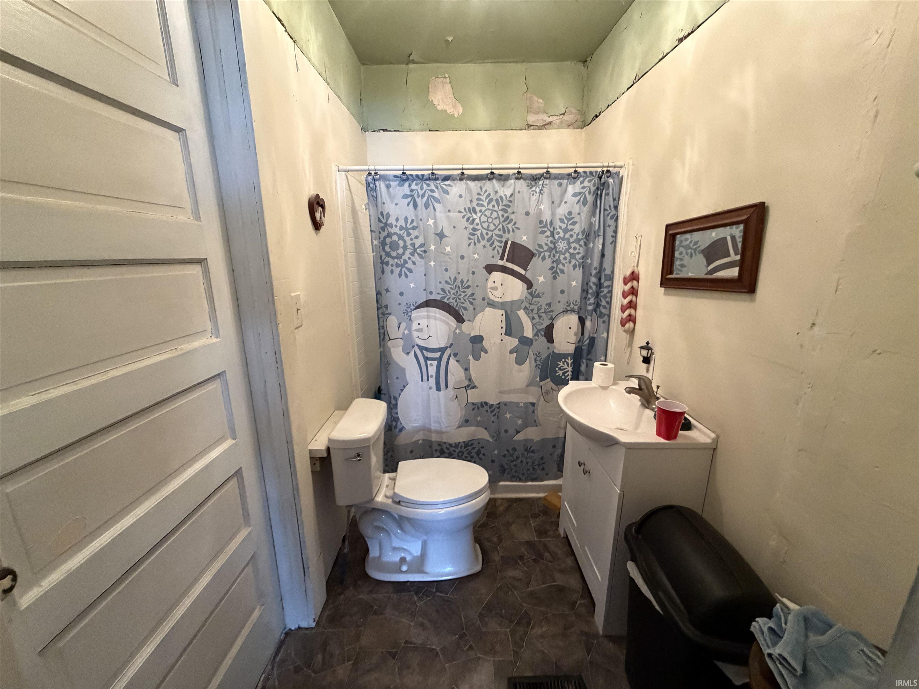 1523 4th Street Bedford, IN 47421 - Photo 7 of 15