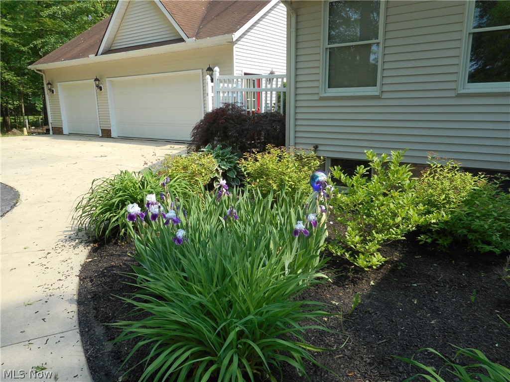 2332 Porter Road Atwater, OH 44201 - Photo 4 of 34