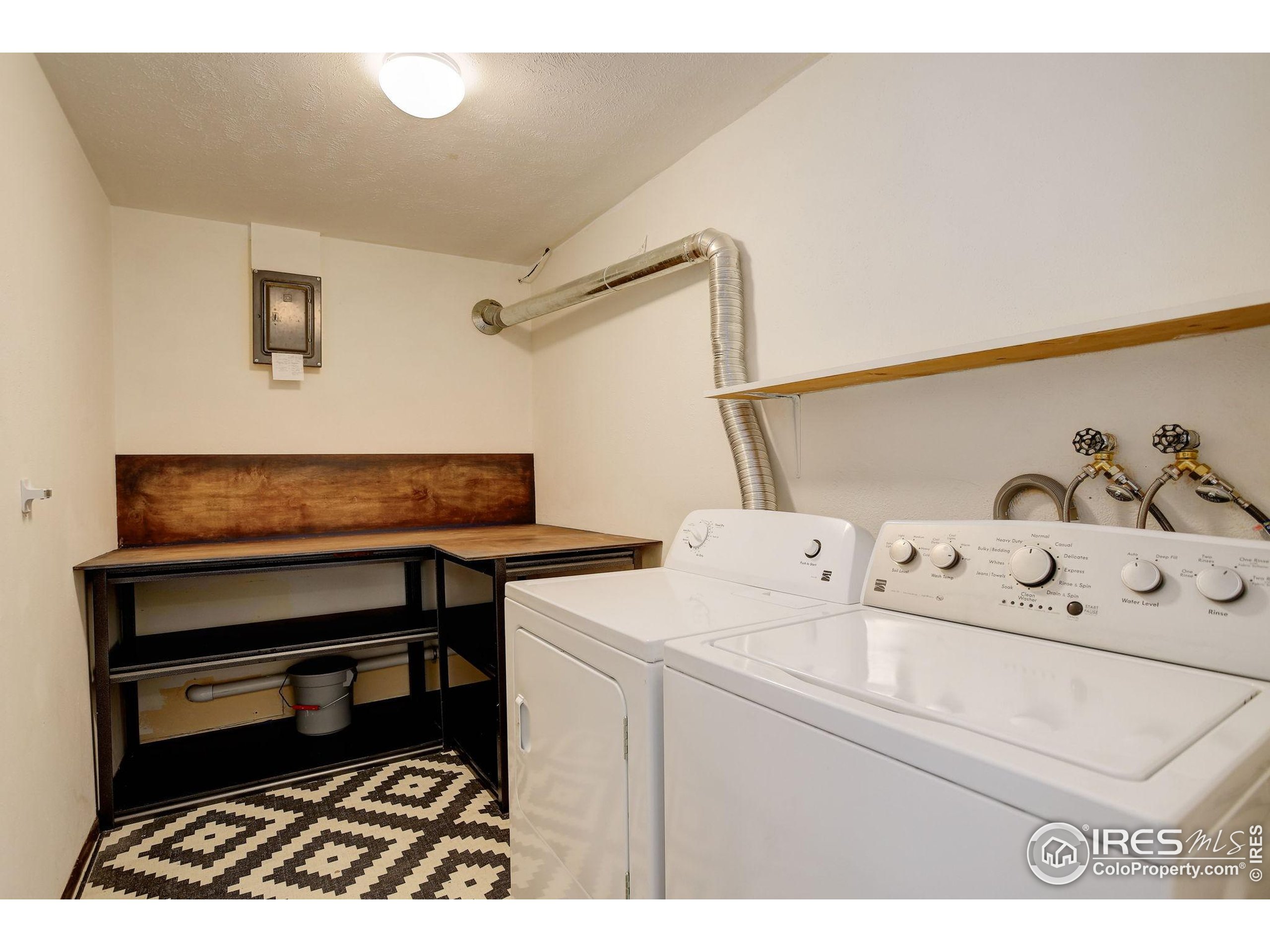 4 Porphyry View Jamestown, CO 80455 - Photo 27 of 36 a utility room with dryer and washer